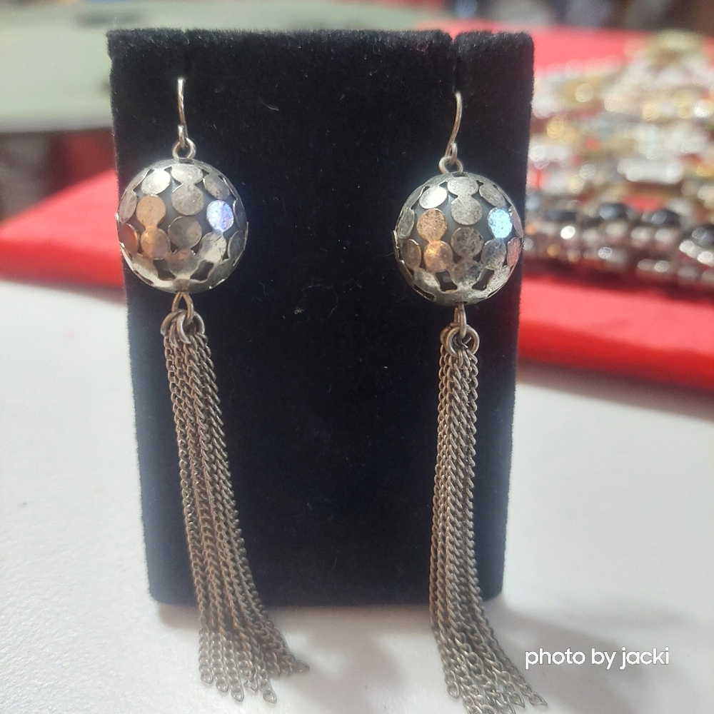 Earrings - Picture 5 of 5